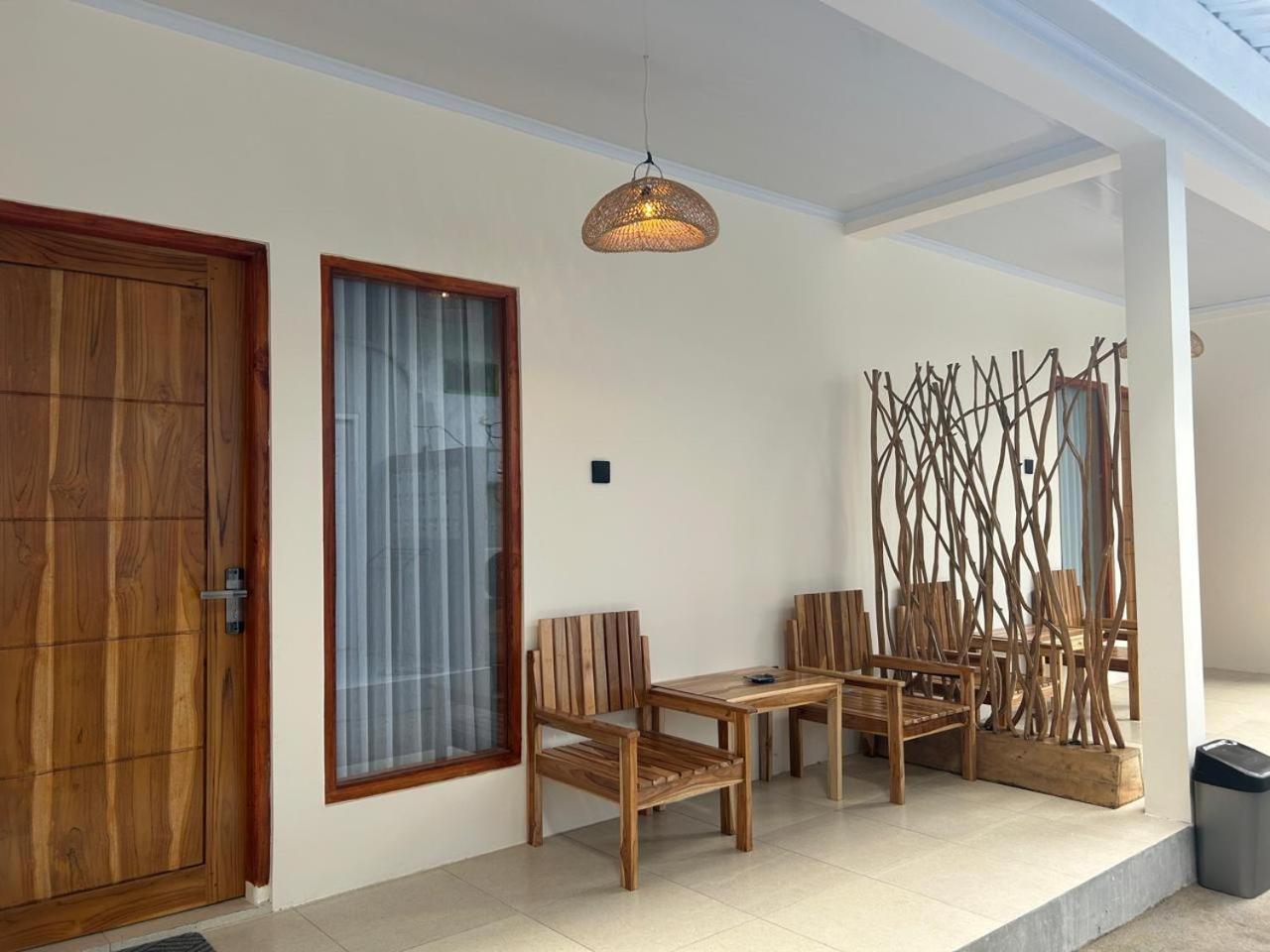 Sukha Homestay Kuta  Exterior photo